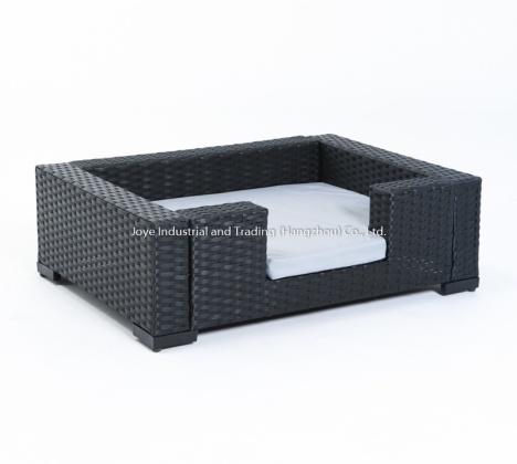 Rectangular Steel Frame Wicker Weaving Pet Bed