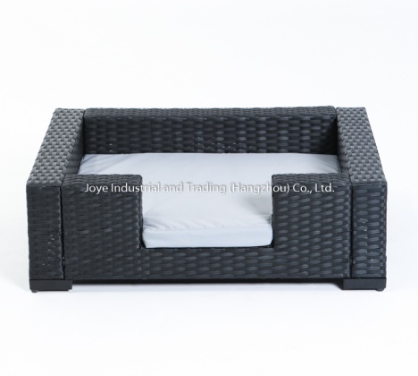 Rectangular Steel Frame Wicker Weaving Pet Bed